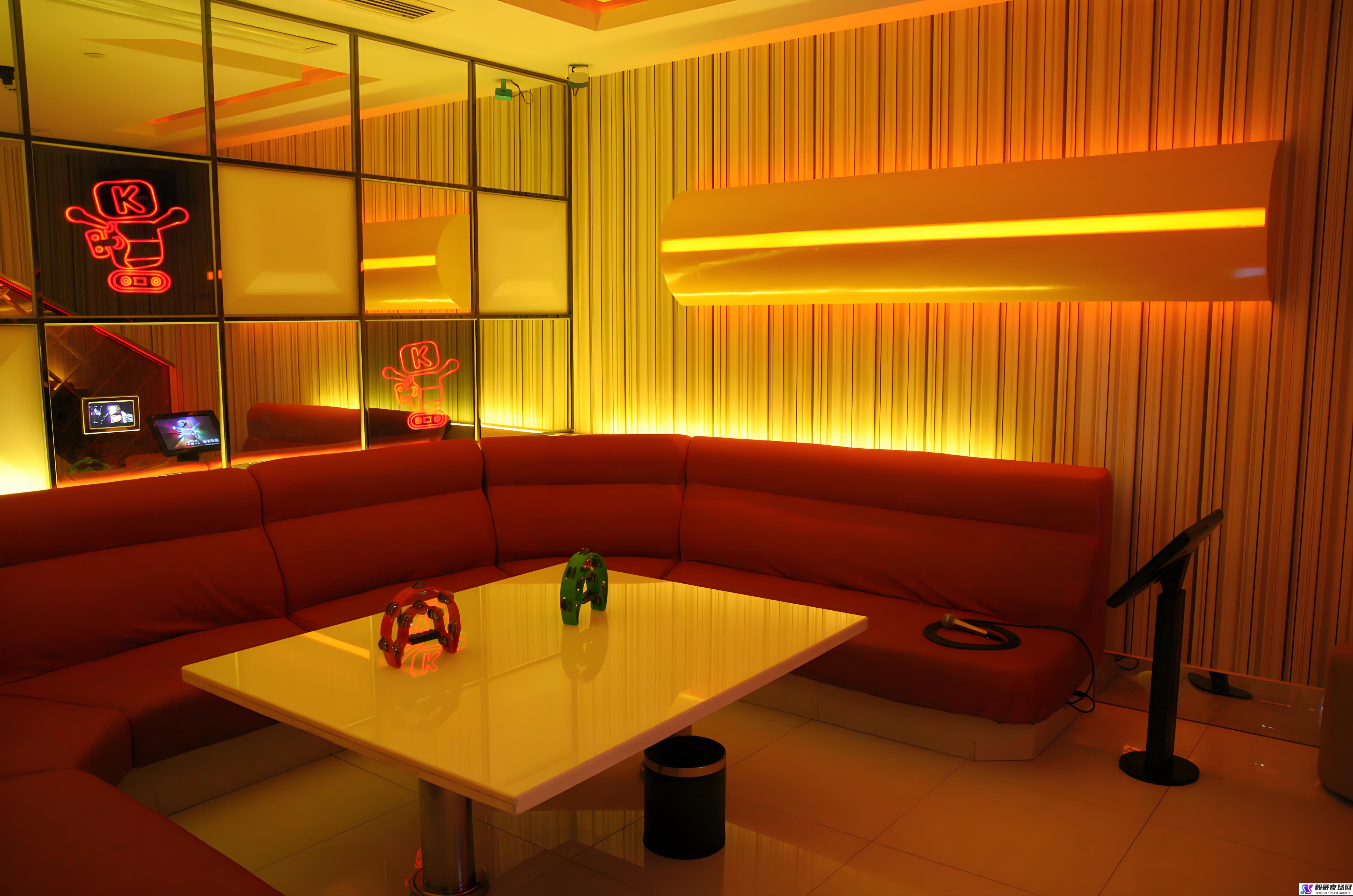 石家庄高端会所诚聘精英：共创璀璨夜生活